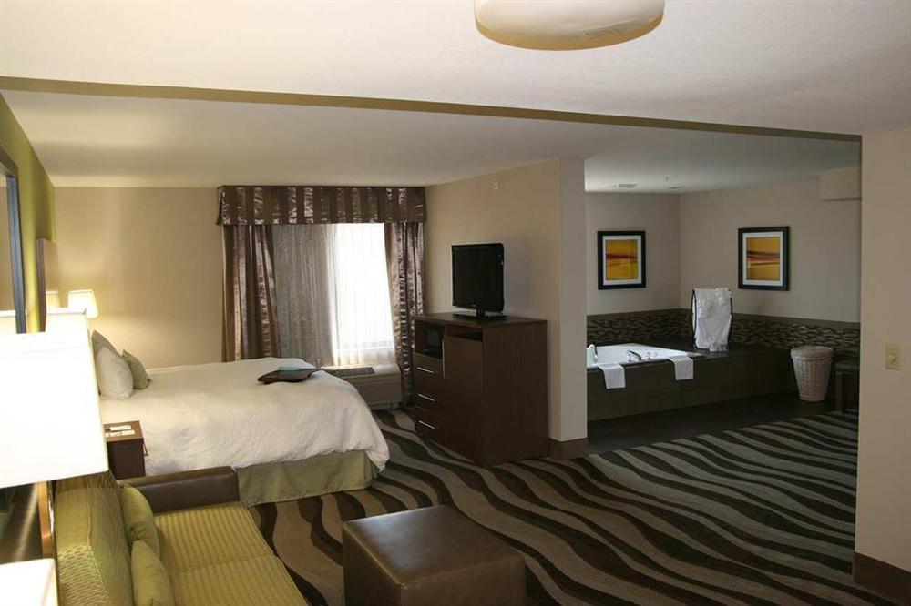 Hampton Inn Oakland-Hayward Habitación foto