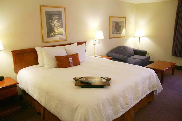 Hampton Inn Oakland-Hayward Habitación foto